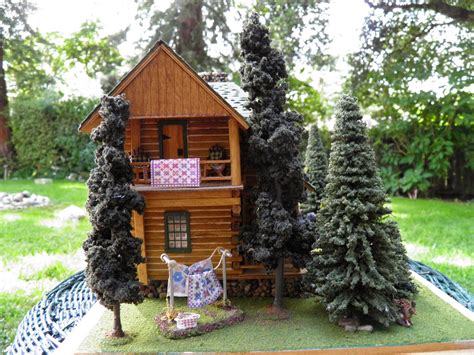 theweetinker: Log Cabin in Miniature