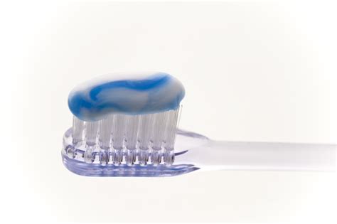 The Best Toothpaste & Toothbrush To Use | 172 NYC Dental