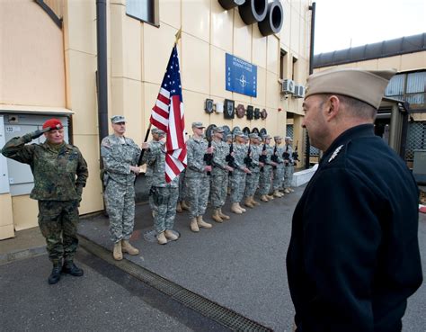 DVIDS - Images - SACEUR visits Headquarters NATO Kosovo Forces [Image 1 ...