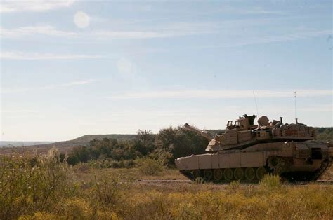 An M1A2 Abrams tank crew with the 1st Battalion, 12th - NARA & DVIDS ...