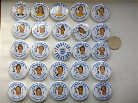 ENGLAND LIONESSES SQUAD CHAMPIONS OF EUROPE 2022 MAGNET X 25 38mm IN ...