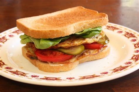 St. Paul Sandwich Recipe (Egg Foo Yung Sandwich) - Viet World Kitchen