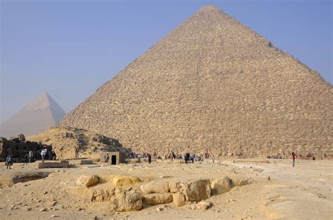 Pyramid of Cheops (2) | Giza Pyramid Complex | Pictures | Egypt in Global-Geography