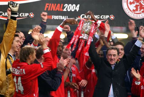 Gallery: Carling Cup Final 2004 - player celebrations - Teesside Live