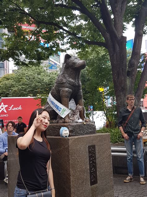 Hachiko Statue