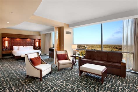 Hotel Room Accommodations in Michigan City - Blue Chip Hotel