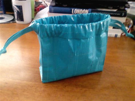 Sewing Economist: Drawstring Duct Tape Bag