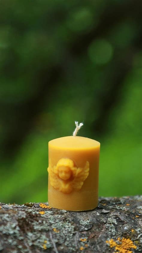 ANGEL'S FACE 2 sizes – Latvian Candles