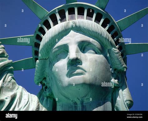 Statue of liberty crown hi-res stock photography and images - Alamy