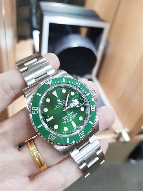 Rolex Submariner Date Green Dial Hulk 2017 - SWISS HOUR