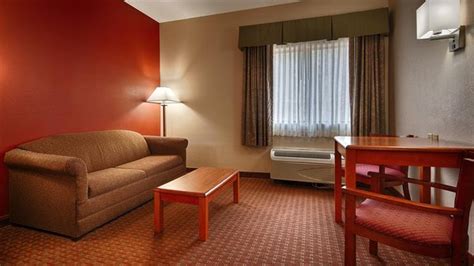 BEST WESTERN ELLISVILLE INN - Updated December 2024 - 20 Photos - 1102 Highway 29 N, Ellisville ...