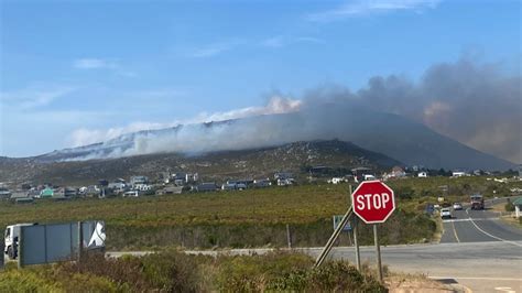 Pringle Bay residents ordered to evacuate as wildfire flares up