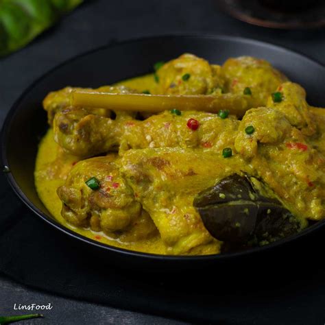 Ayam Masak Lemak Cili Api (Malaysian Chicken Curry or Stew)