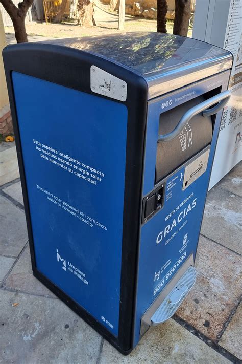 Smart Trash Bins: The Future of Urban Waste Management