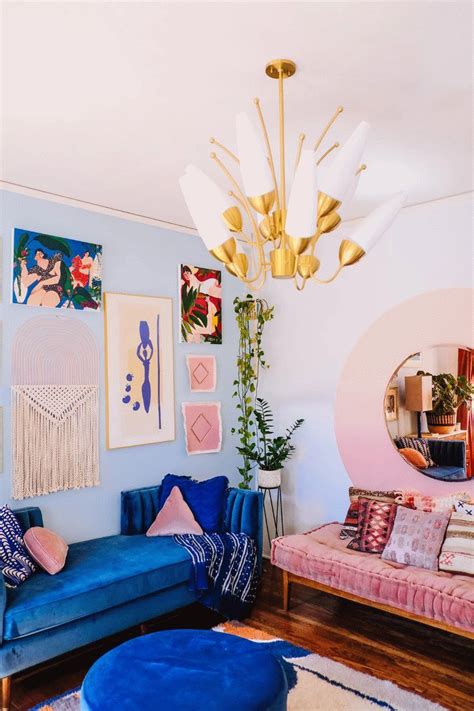 A Cool California Rental Is Bursting with Color and DIY Inspiration #colorfulinteriordesign This ...