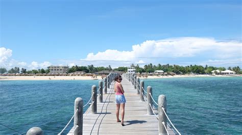 Our Not-So-Luxurious Day Tour to Lakawon Island Resort and Spa - Wander B