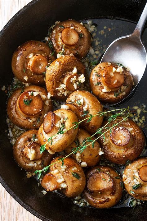 Roasted Mushrooms with Garlic Butter Sauce Recipe — Eatwell101