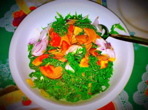 Pako Salad (Edible fern or Fiddlehead fern) Filipino Dishes