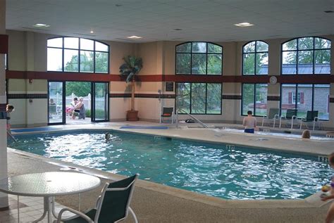 BIRD-IN-HAND FAMILY INN - Updated 2024 Prices & Hotel Reviews (Bird in Hand, PA - Lancaster County)