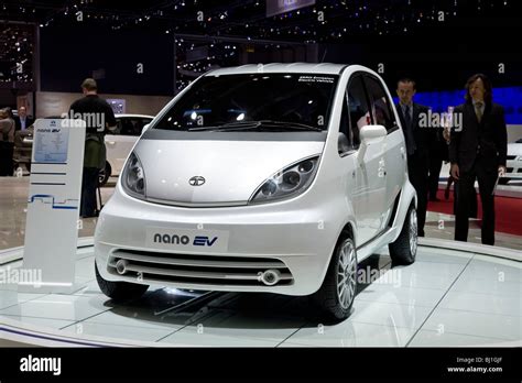 Tata nano ev hi-res stock photography and images - Alamy