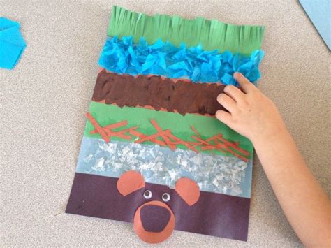 We're Going on a Bear Hunt {Storybook Craft} - One Mom and a Blog | Storybook crafts, Bear ...