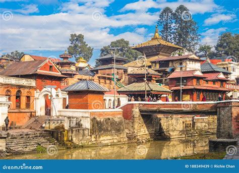 Pashupatinath Temple by Bagmati River, Kathmandu, Nepal Editorial Stock ...