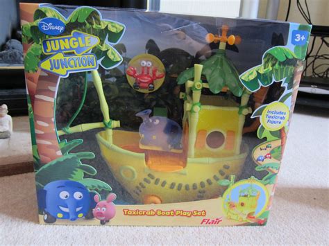 Jungle Junction Taxicrab Boat Playset Review - Cotswold Mum