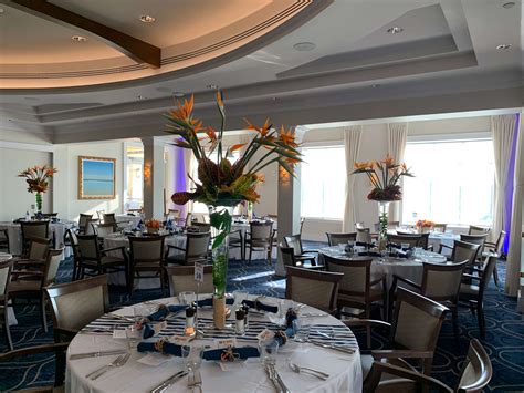 Dining & Special Events at Pelican Isle Yacht Club – Naples, FL ...