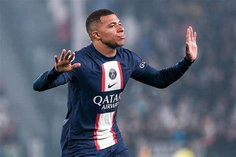 Foot PSG – PSG: Mbappé е продаден през 2023 г., ето го отново ...