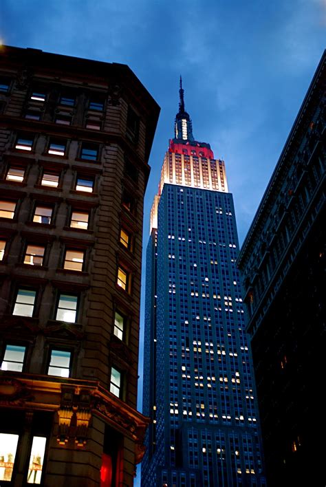 NYC ♥ NYC: Empire State Building Lights Up In White/Red/White For Japan's Disaster Relief