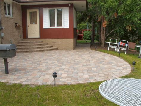 3 Tips for Selecting the Right Paver Colors and Styles