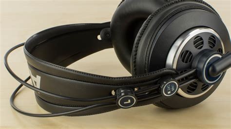 AKG K240 MKII Review - RTINGS.com