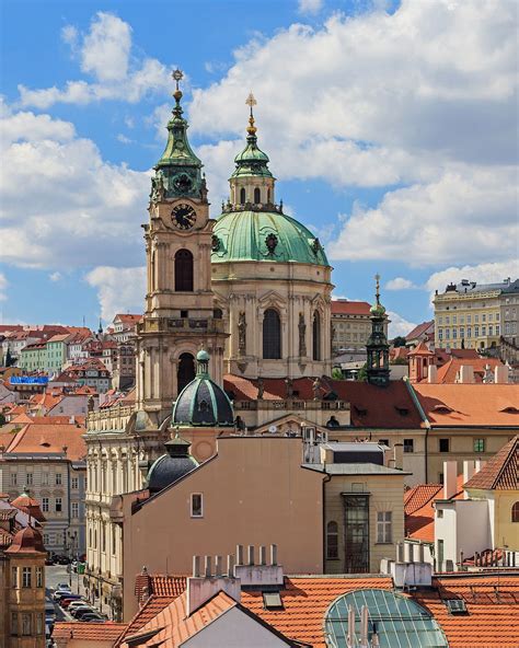 St. Nicholas Church (Malá Strana) - Wikipedia | Praga, Castillos, República checa