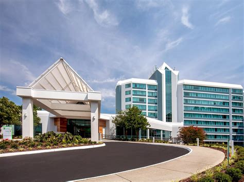 Hotels in Newport News, VA | Holiday Inn Newport News - Hampton