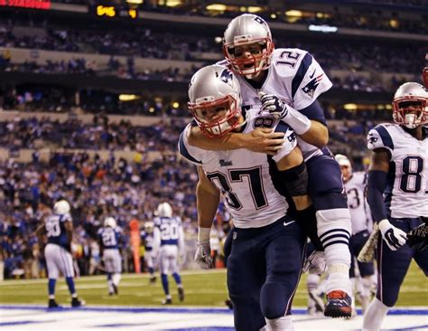 Rob Gronkowski highlights: The best plays from the Patriots TE's resurgent 2014 season ...