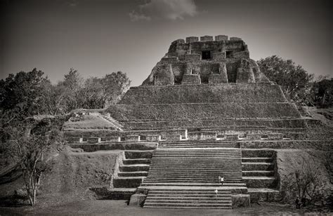 El Castillo Xunantunich | Breathtaking views, Archaeological site, Adventure travel