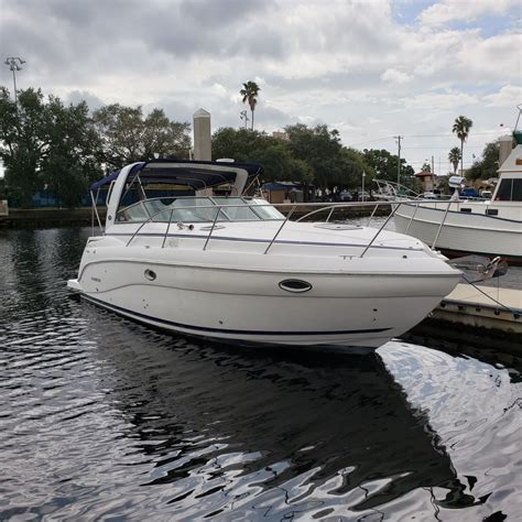 2006 Rinker 320 Express Cruiser Cruiser for sale - YachtWorld