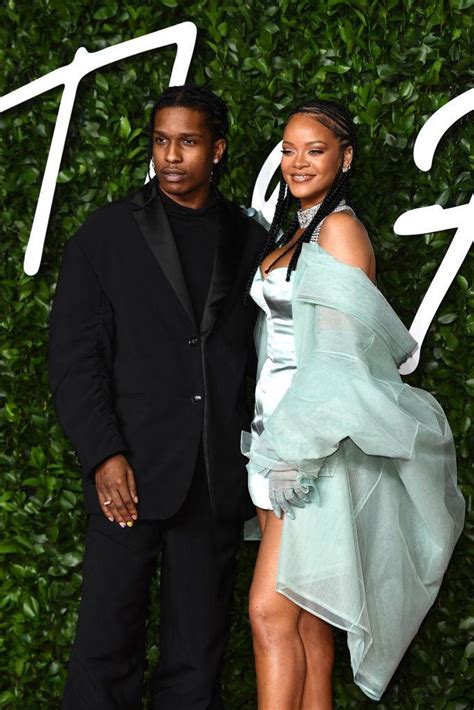 Rihanna And A$AP Rocky Are Pregnant: A Timeline Of Their Love | LaptrinhX / News