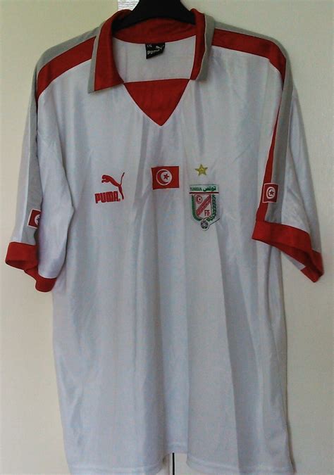 Tunisia Home football shirt 2004.