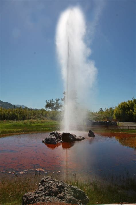 Old Faithful Geyser of California | Old Faithful Geyser of C… | Flickr