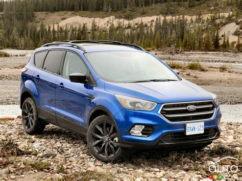 2017 Ford Escape First Drive | Car Reviews | Auto123