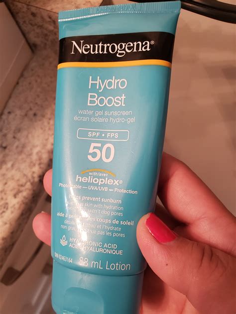 NEUTROGENA® Hydro Boost Gel Cream SPF15 reviews in Face Day Creams - ChickAdvisor