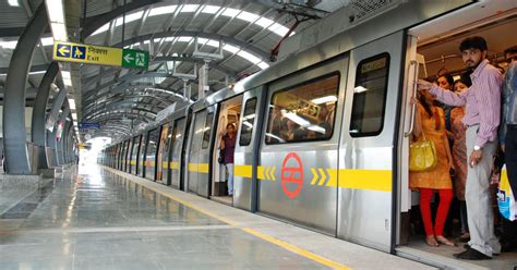 DMRC Expands Co-Branding: 165 More Stations for Revenue Generation - Metro Rail News