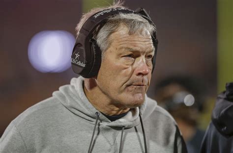 Former Iowa Football Player Shares Troubling Kirk Ferentz Story - The Spun