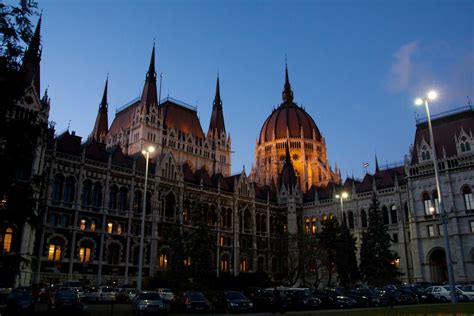 Peach and Thistle: Budapest: Parliament building