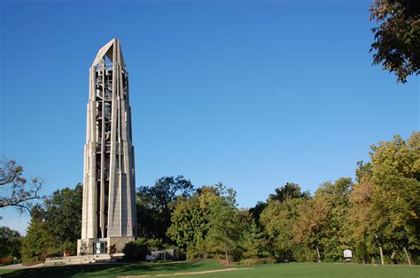 Discover the autumn changes along the Naperville Riverwalk - Positively Naperville