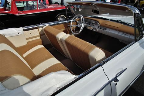 1961 Ford Galaxie Sunliner convertible | 1961 Ford Galaxie S… | Flickr