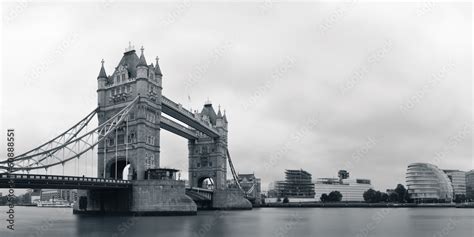 Tower Bridge in black and white Stock Photo | Adobe Stock