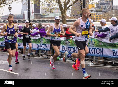 London Marathon 2023 Stock Photo - Alamy