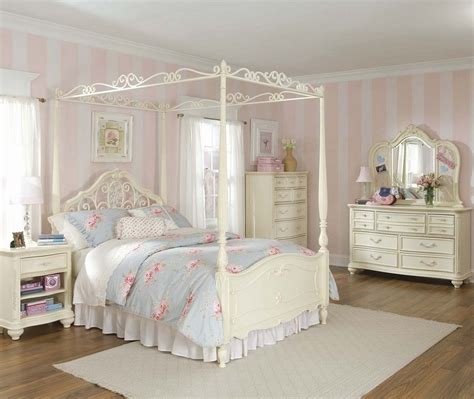 Shabby chic bedroom furniture for girls | Hawk Haven